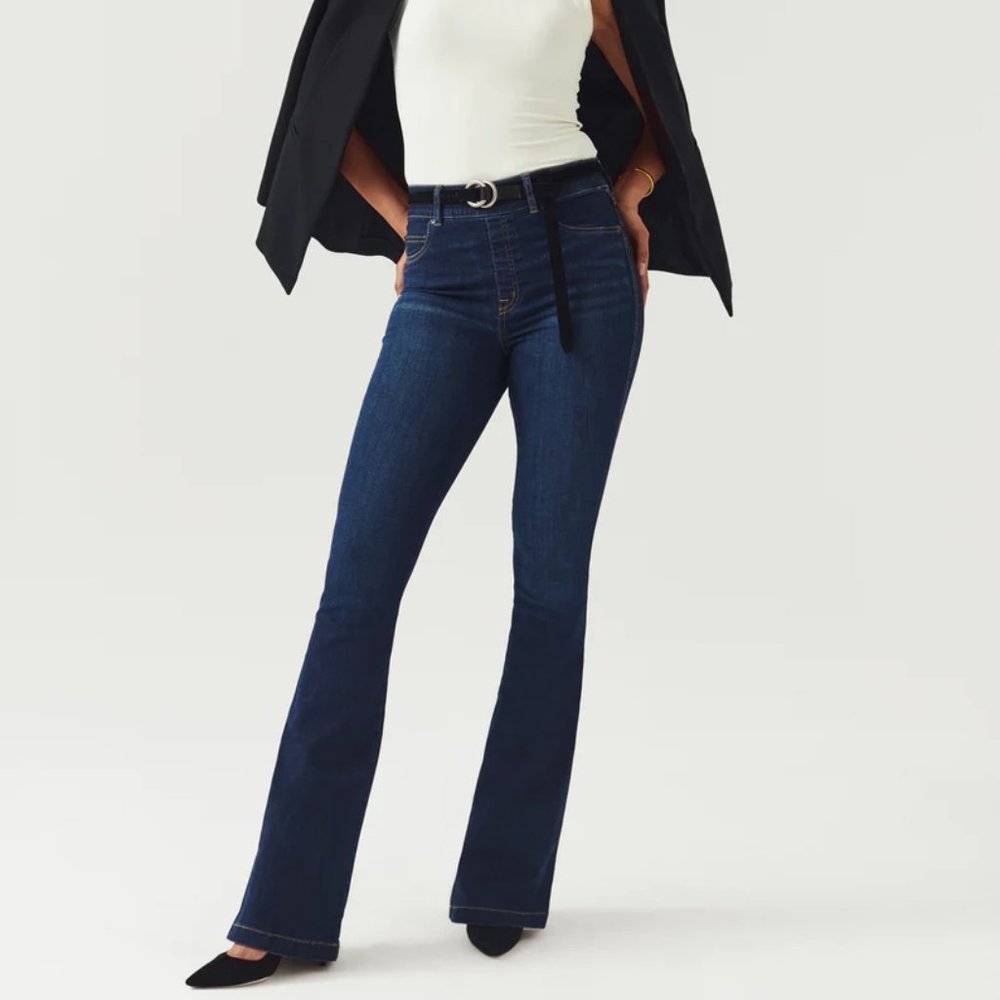 Spanx Flare Jeans, Midnight Shade Size Small